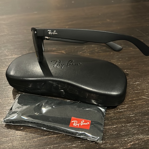Ray-Ban new wayfarer - Picture 2 of 4